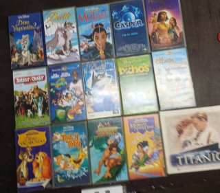 Lotto 12 nastri VHS Disney Classici