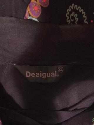 Falda Desigual Negra Estampada