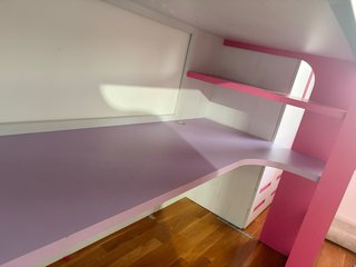 Litera con escritorio