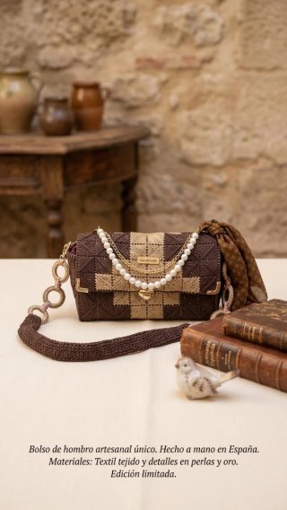 Bolso artesanal hecho a mano en España