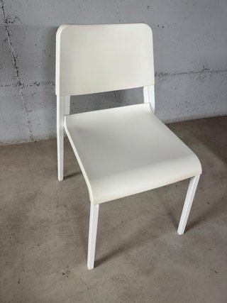 Silla de comedor blanca