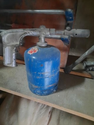 Soplete de gas azul
