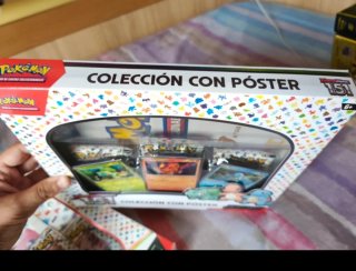 Pokémon 151 Álbum Colección con Poster