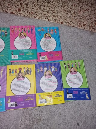 Pack de 7 libros de el mundo de Clodett