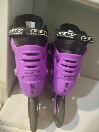 Patines en línea morados GW Belloni