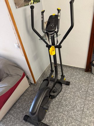 Máquina elíptica gimnasio