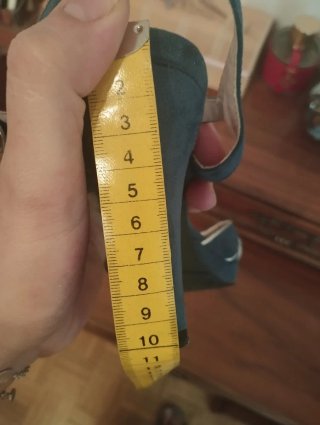 Sandalias de tacón con tiras
