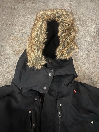Abrigo Geographical Norway Negro