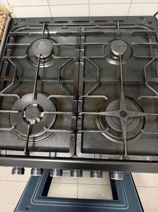 Cocina a gas negra