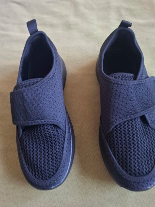 Deportivos ROODTUO Negros Talla 39