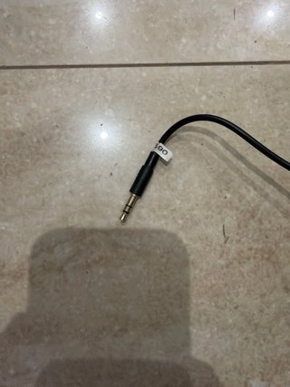 Cascos azules y negros