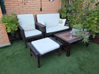Conjunto muebles exterior: sofá,sillones,mesa,puff