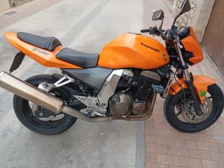 Kawasaki Z750R Naranja 2006
