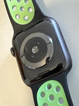 Apple Watch Series 5 GPS Nike