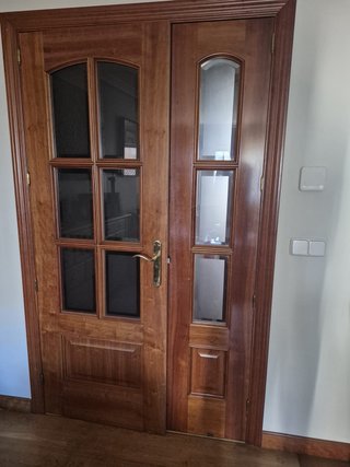 Puertas de salón madera con cristal