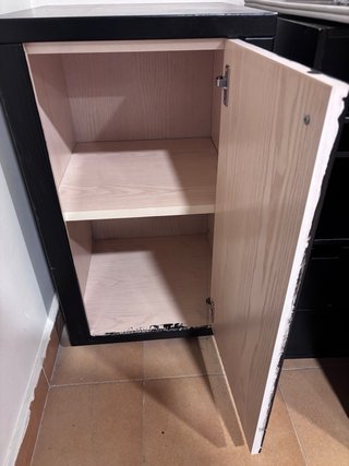 Mueble Auxiliar Negro con Puerta