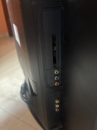 Televisor OKI 26' 2010