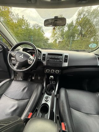 Mitsubishi Outlander 2008