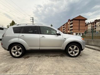 Mitsubishi Outlander 2008