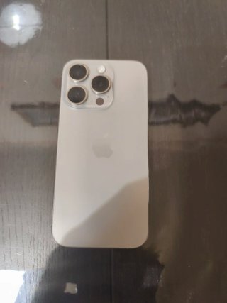 iPhone 15 Pro Titânio Natural