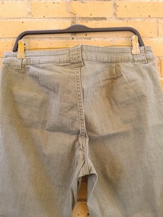 Vaqueros H&M Divided Verdes Flare Talla 46