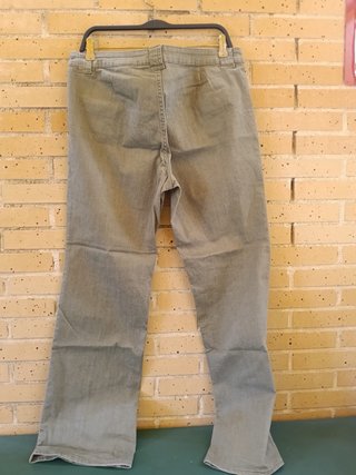 Vaqueros H&M Divided Verdes Flare Talla 46
