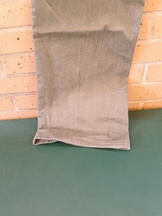 Vaqueros H&M Divided Verdes Flare Talla 46
