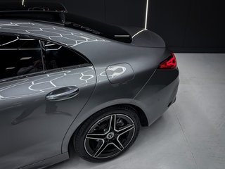 Mercedes-Benz Clase CLA AMG NIGHT