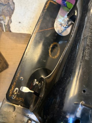 Máquina de coser Alfa antigua