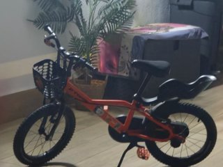 Bicicleta infantil naranja