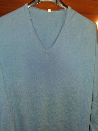 Jersey azul cuello pico talla 54