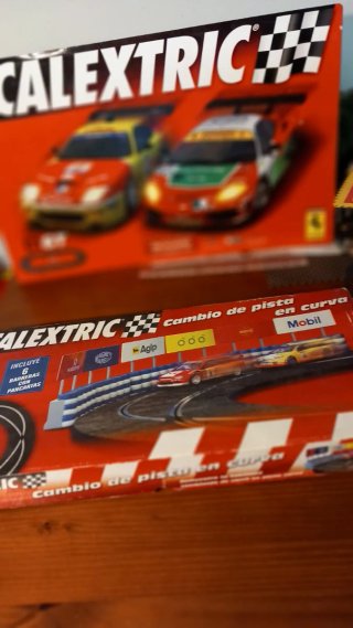 Scalextric Cambio de Pista en Curva.completo