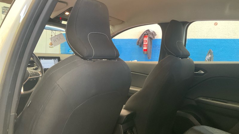 Renault Captur 2022, foto 6