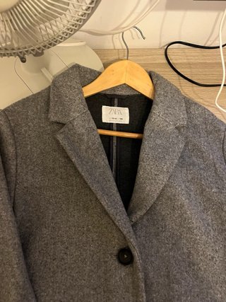 Abrigo Zara Gris