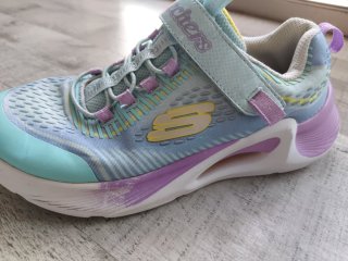 Deportivas niña