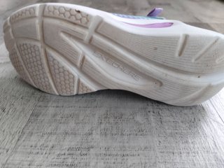 Deportivas niña