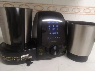 Robot Cocina Cecotec Mambo 1090 con 2 jarras.
