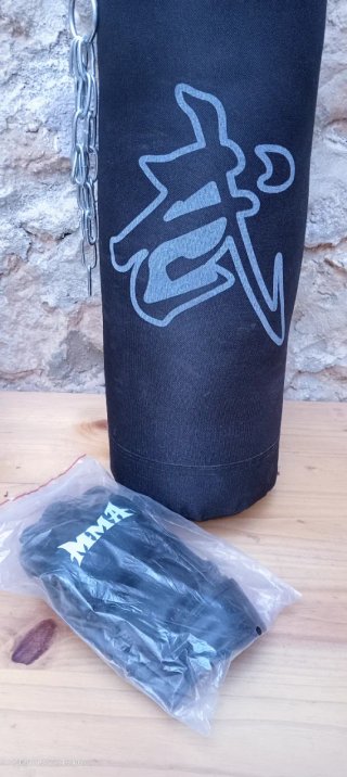 Saco y guantes MMA niño