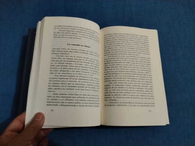 El Mundo de Sofía.  Jostein Gaarder.