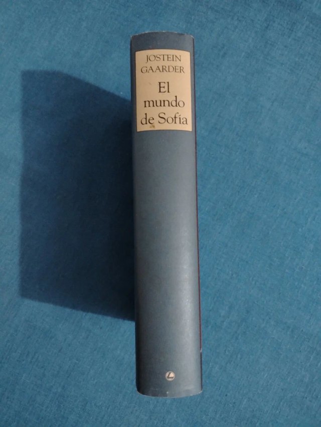 El Mundo de Sofía.  Jostein Gaarder.