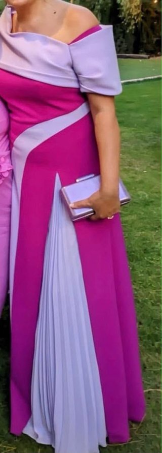 Vestido Carla Ruiz rosa y morado