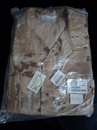 Uniforme de campaña árido Talla 4-L