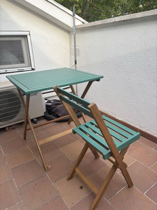 Conjunto de Jardín Plegable (Mesa y 2 Sillas)