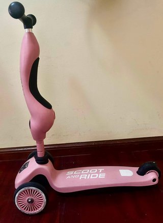 Patinete rosa SCOOT AND RIDE
