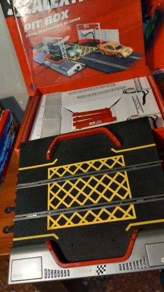 Scalextric Pit Box - Nuevo en Caja Original