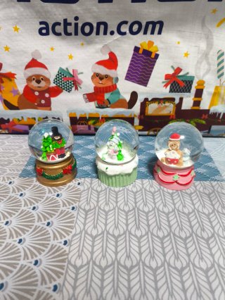 Set de 3 Bolas de Nieve Navideñas