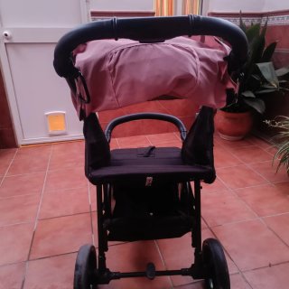 Silla de paseo ligera Kinderkraft rosa