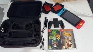 Nintendo Switch con Funda y 2 Juegos