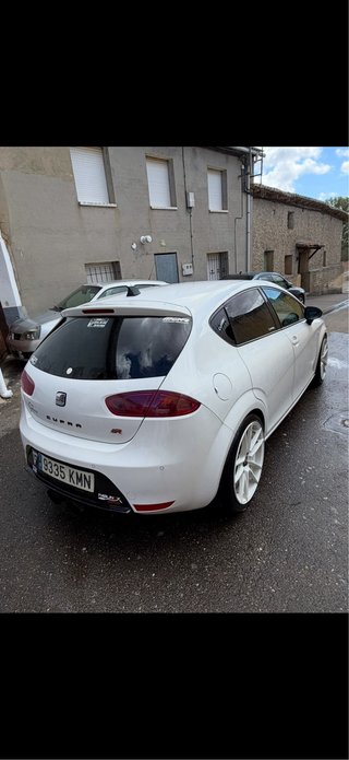 SEAT LEON CUPRA R