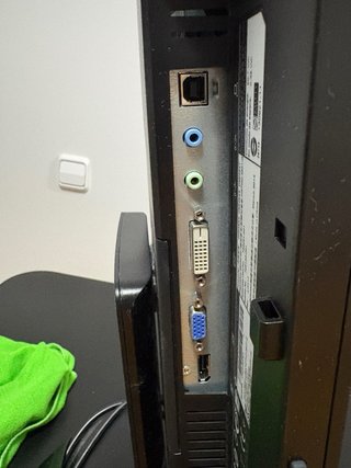 Monitor HP EliteDisplay 221C